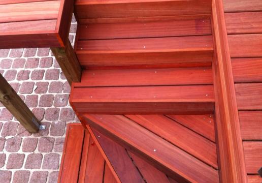 escalier de terrasse en PADOUK non vieilli  à Array 