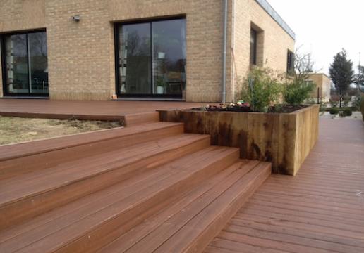 Terrasse en bois composite