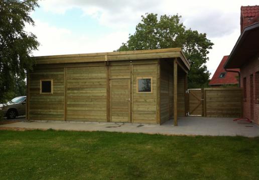 Grand Carport fermé en Garage avec abri bûches et portillon d'accés - CAPINGHEM ( 59 )