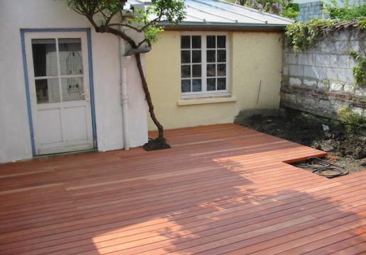 Terrasse en bois exotique PARAJU dans maison de ville - LILLE ( 59 )