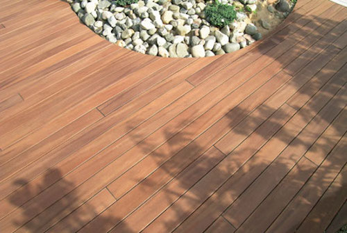 Terrasse en bois composite